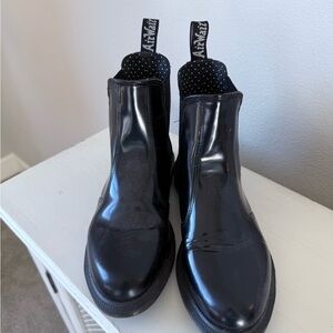 Dr. Marten Air Wave Black Leather  Boots